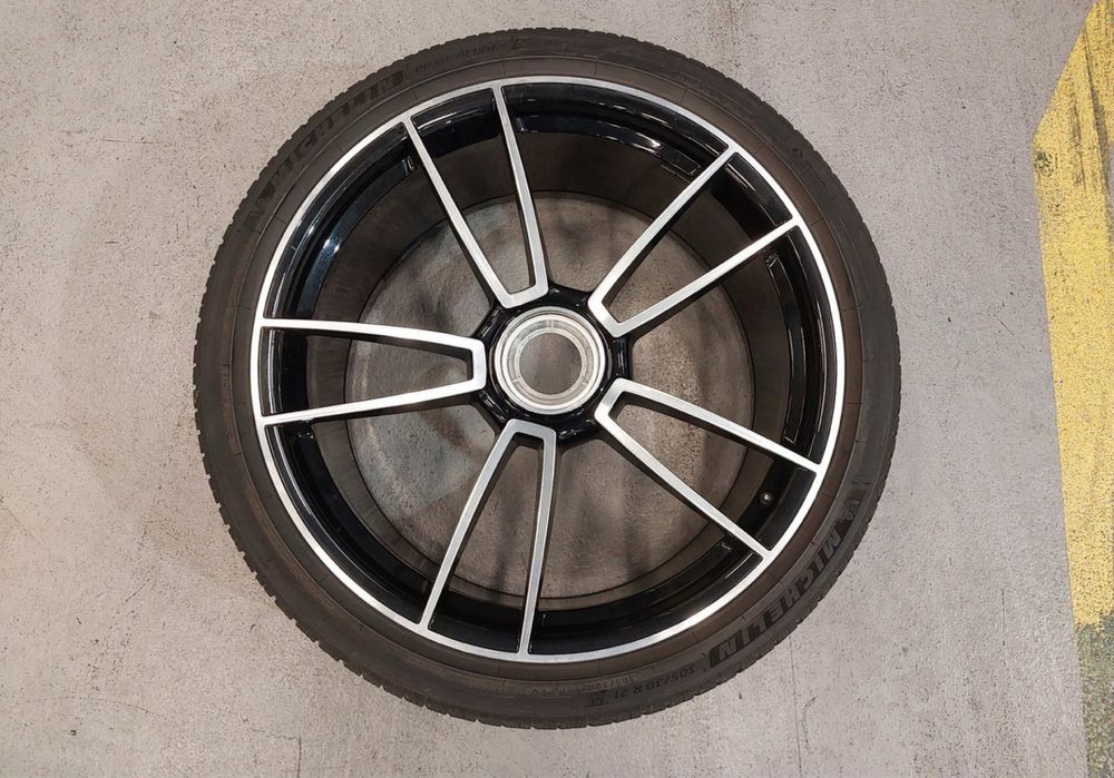 Porsche 911 992 TurboS GTS Джанти с гуми