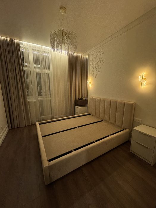 Спальная кровать