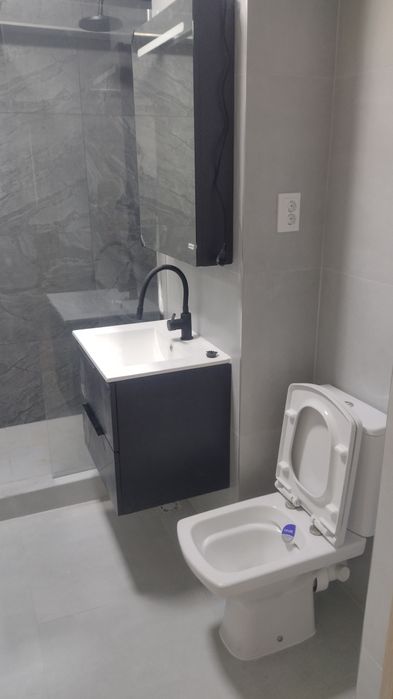 Execut amenajatri interioare exterioare.