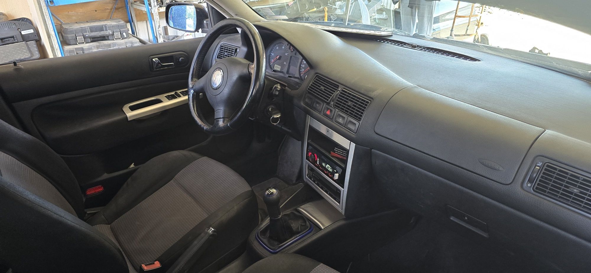 Продавам Golf 4 1.9 131 коня на части