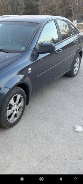 Jentra avtomobili sotiladi