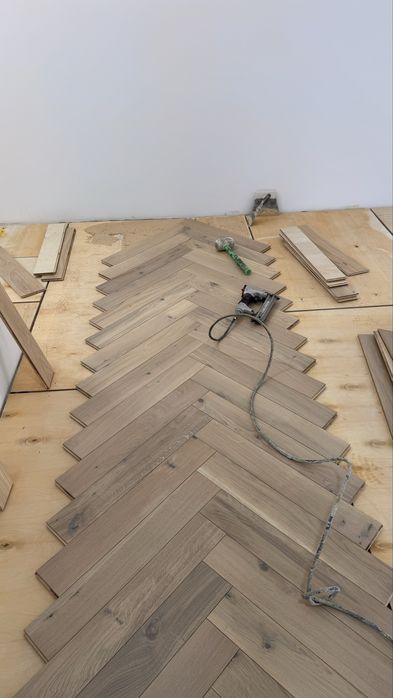 Укладка паркет ламинат кварцвинил SPC