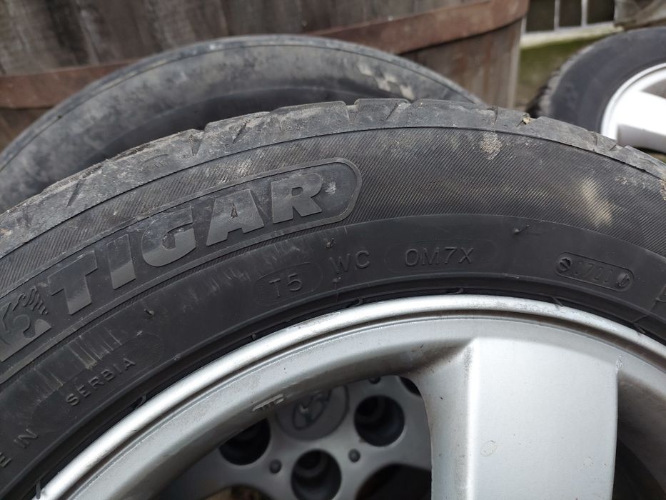 Vând jante r16 cu cauciucuri vara