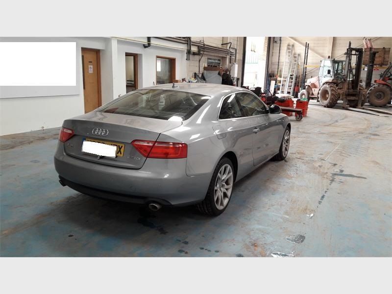 Fuzeta stanga fata Audi A5 2008 Coupe 2.7 TDi