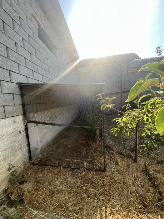 Курятник, +железная сетка как дверь