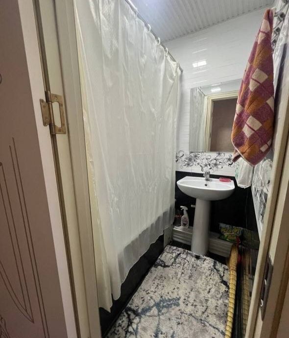 2хоналик 3каватда, 5каватлик панельный домдан 60квм,тамирланган кварти