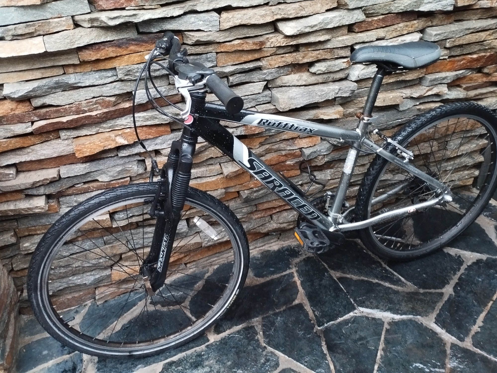Алуминиев велосипед колело Saracen перфектно състояние 30дни гаранция