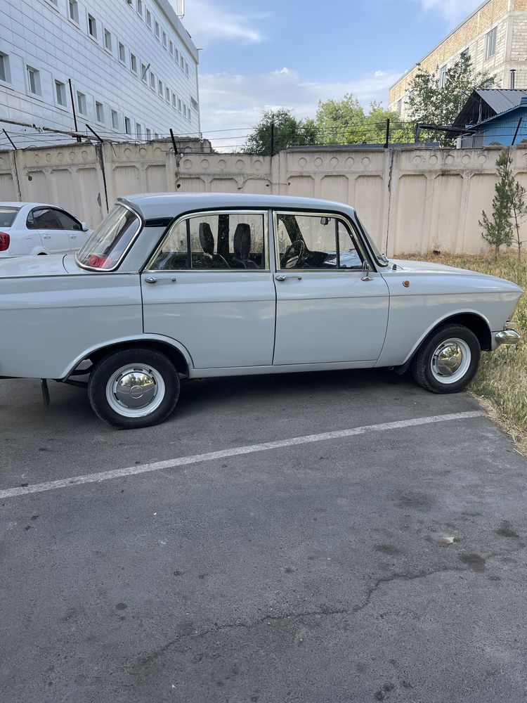 Продаю машину 412