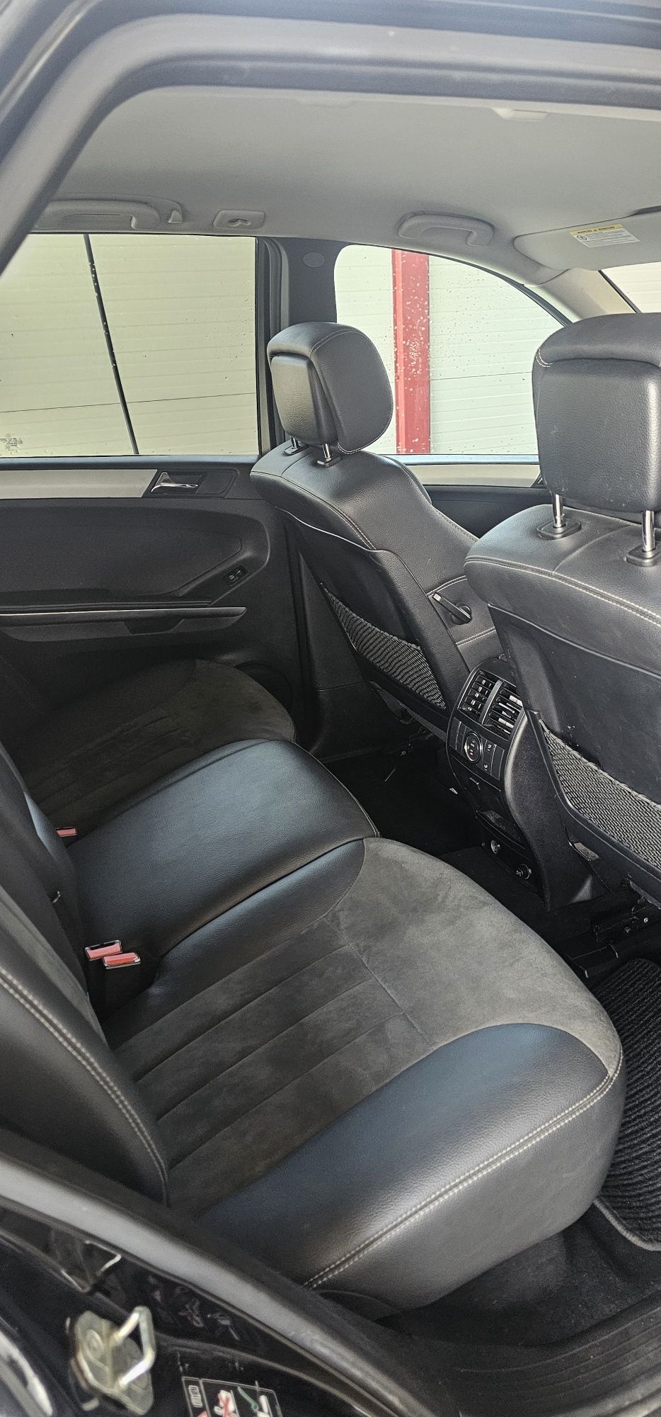 Mercedes ML 320 D 2007  3.0 V6 , volan partea dreapta
