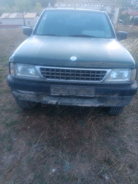 Опел Фронтера А спорт на части