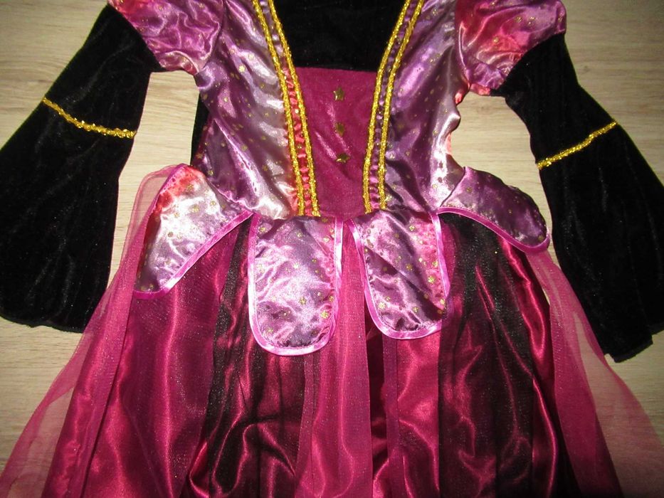 ХЕЛОУИН КОСТЮМ /Рокля--много красив--116/122 номер