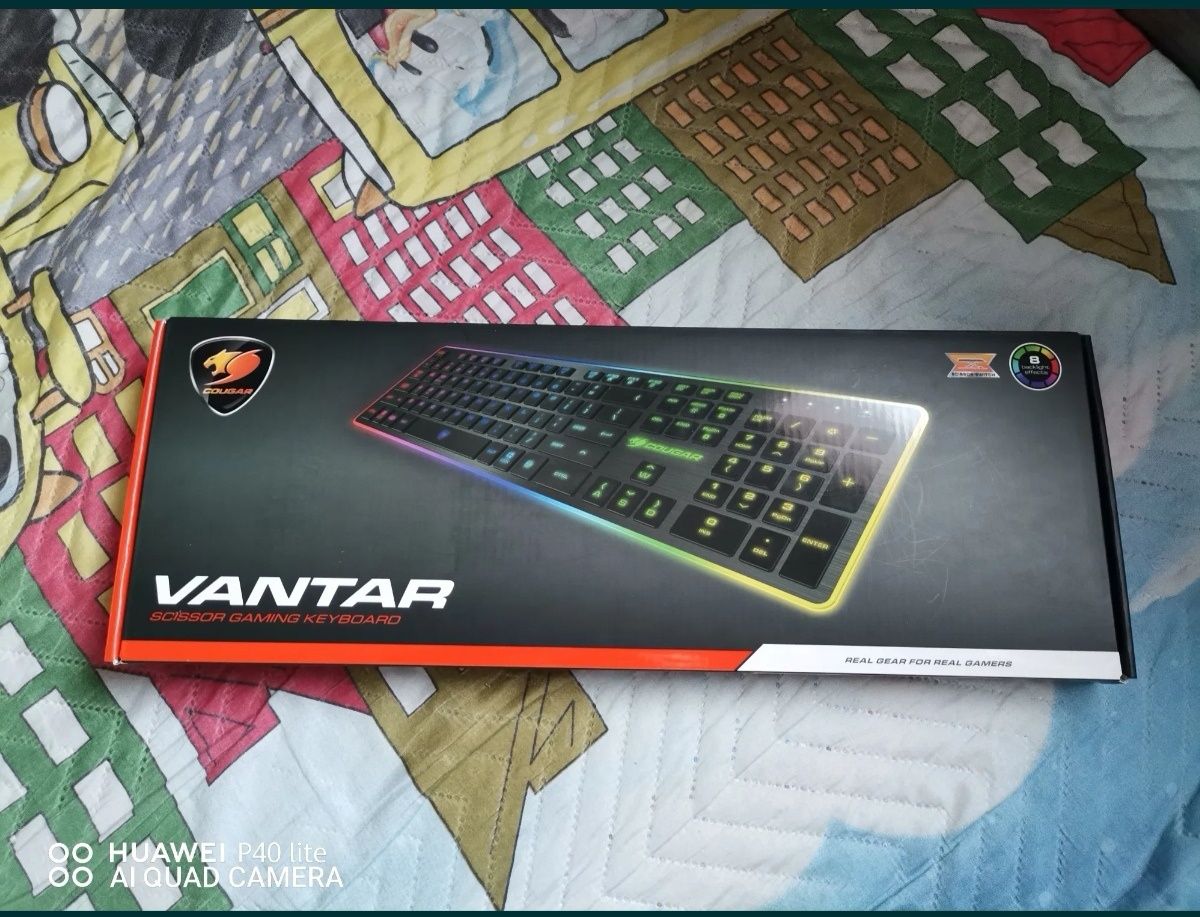 Keyboard Cougar vantar