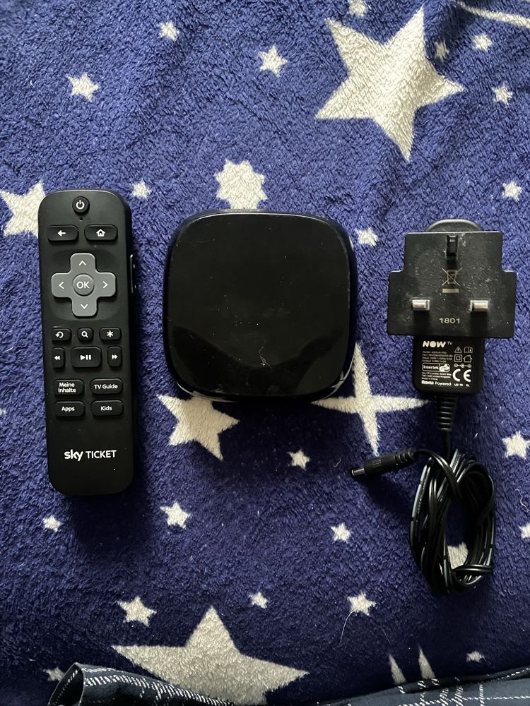 Streaming box NowTV roku powered cu telecomanda
