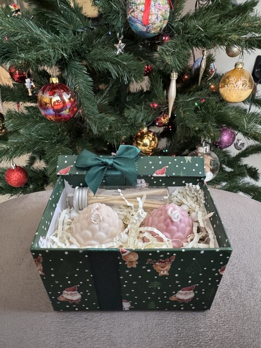 Коледна кутия за подарък