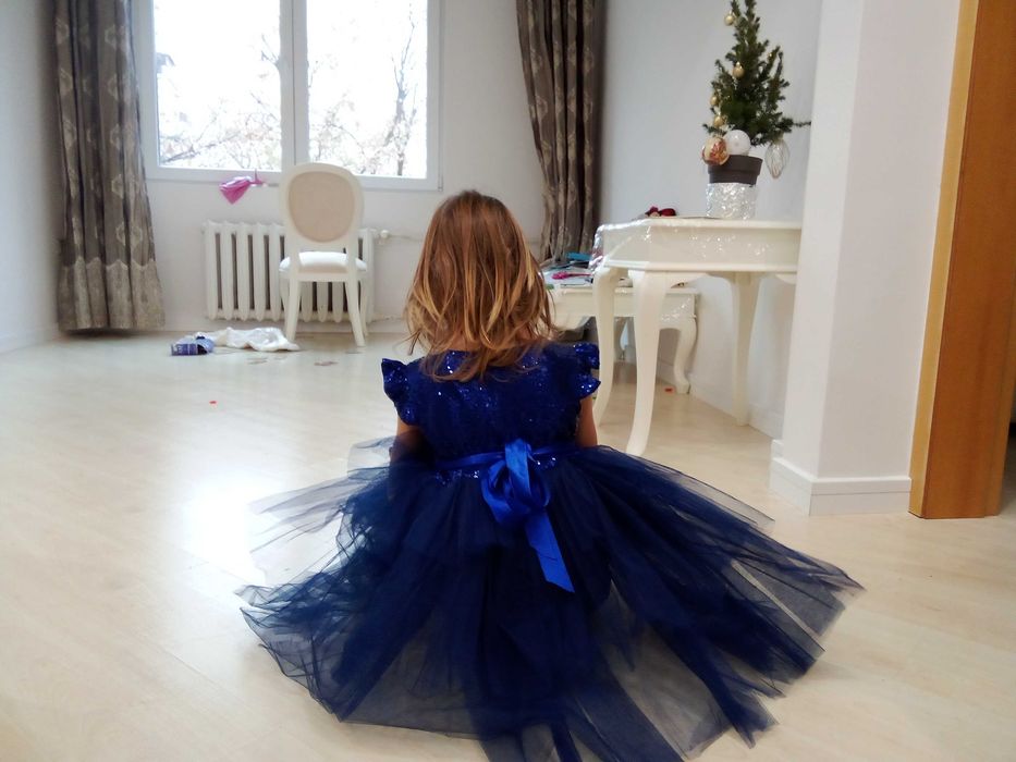 Официална детска рокля,116 см.5-6г.- 50 лв.