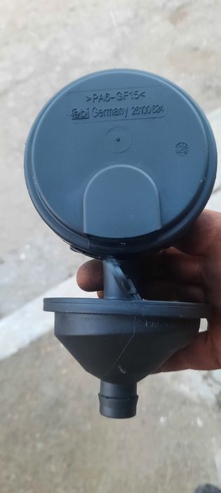 Клапан картерни газове бмв е39/е46