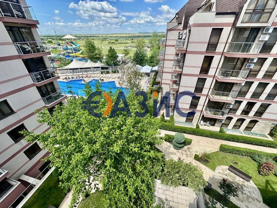 Продава се Тристаен апартамент в к.к. Слънчев бряг - 75 кв.м за 1346 €/кв.м - Снимка #4