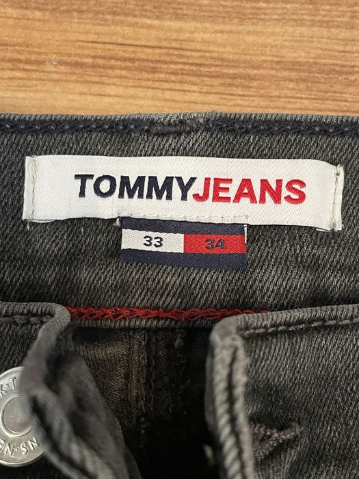 Оригинални дънки джинси TOMMY HILFIGER