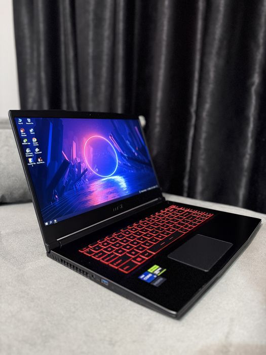 Laptop Gaming MSI GF63