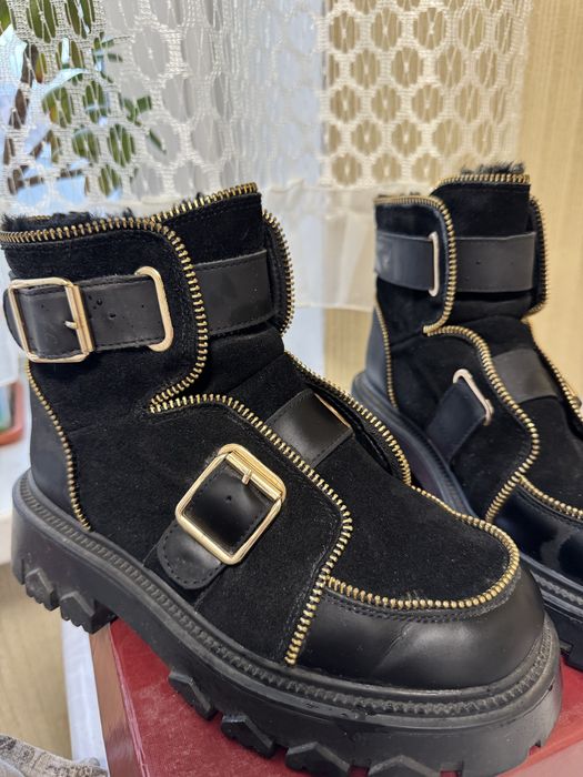 Зимние сапоги женские