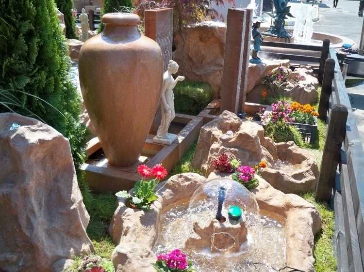 Cascade din fibra sticla cu bazin