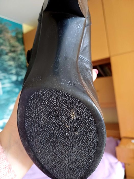 Обувки нови невероятно удобни и елегантни