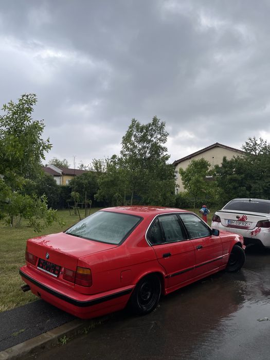 BMW Seria 5 E34 520i