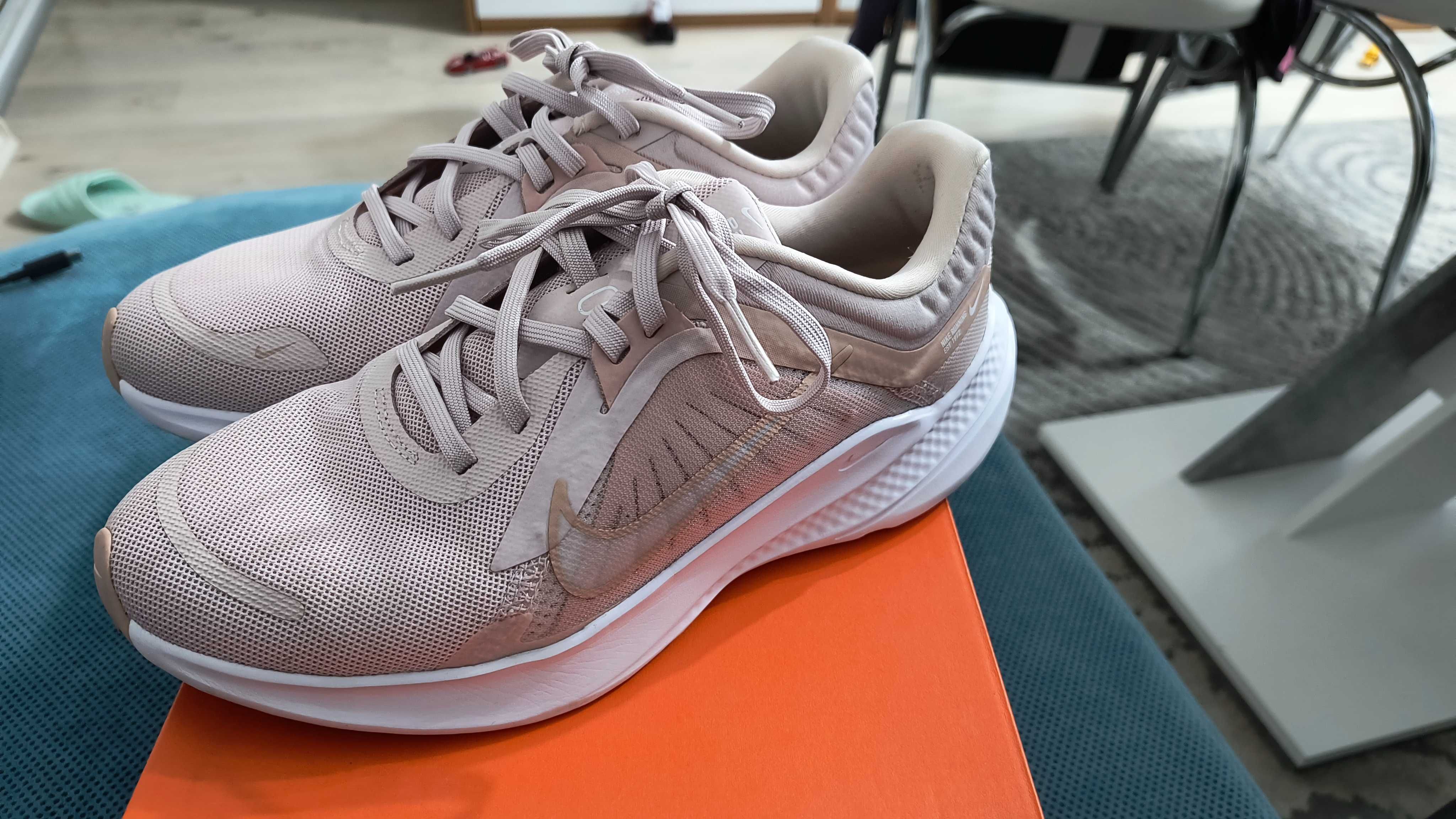 Nike Quest 5 WMNS