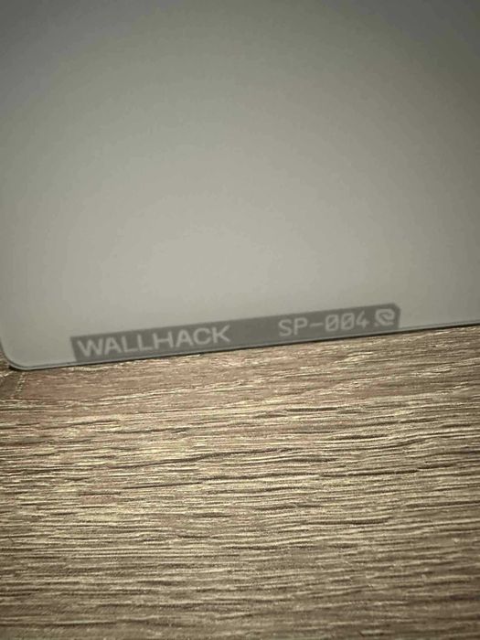 Стъклен пад Wallhack SP4 Skypad