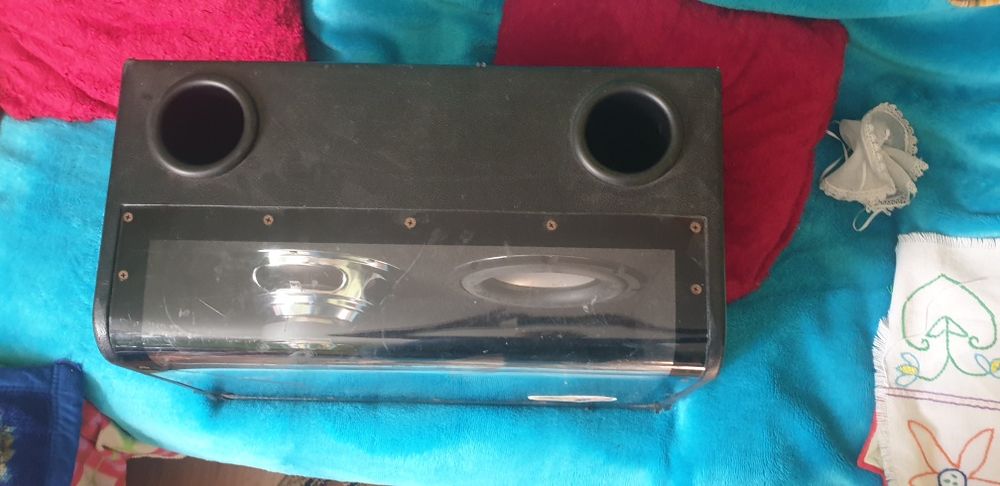 Vand Tub bass cu 2 boxe