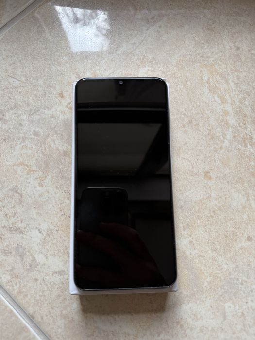 Продавам Samsung A13