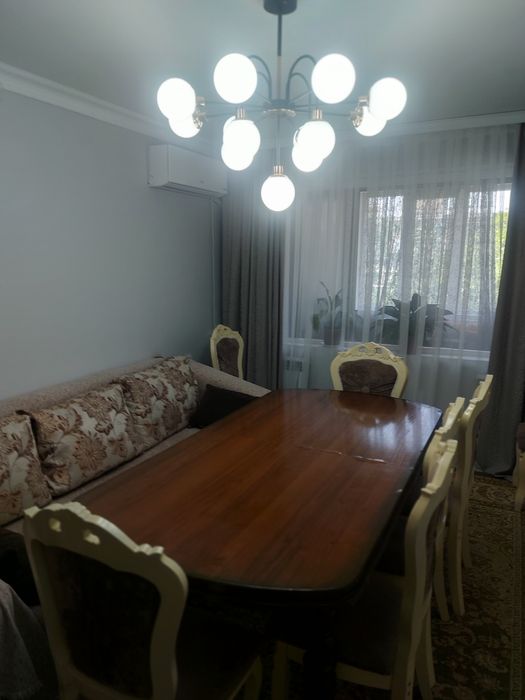 Стол 8 стульев продается