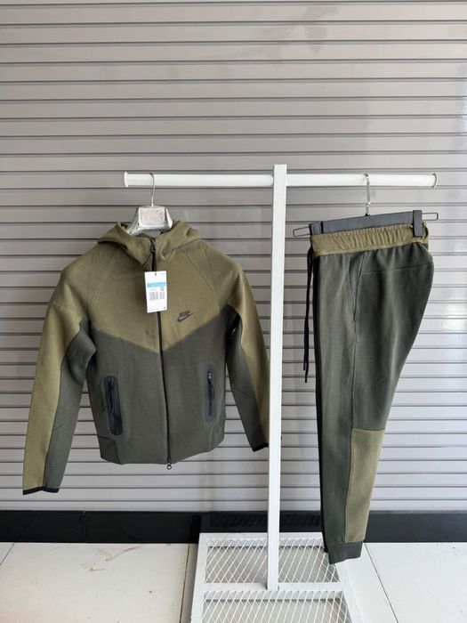 Nike комплект от две части