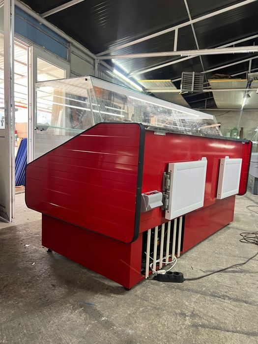 Vitrina frigorifica mezeluri rosie