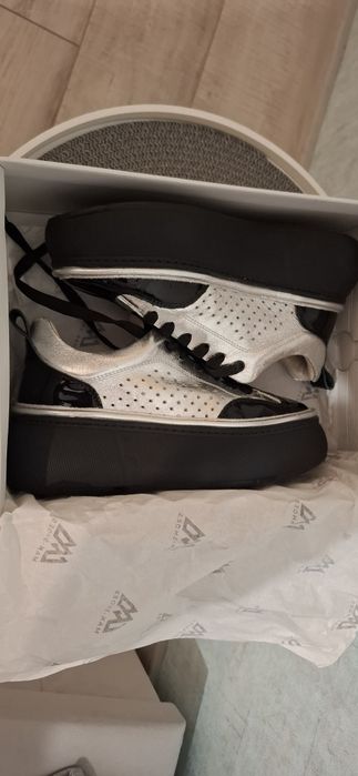 Дамски обувки естествена кожа/лак, номер 36