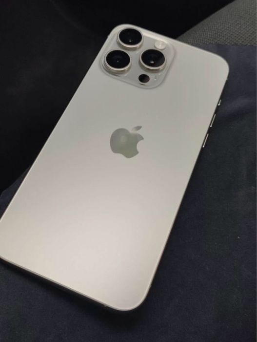 Vând Iphone 15 Pro Max