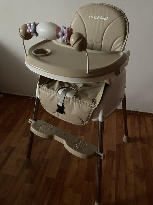 Scaun de masa benelusi