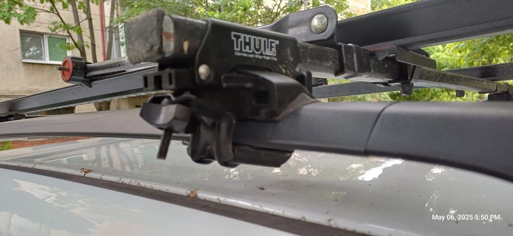Suport 2 biciclete Thule pentru masinj cu coarne longitudinale