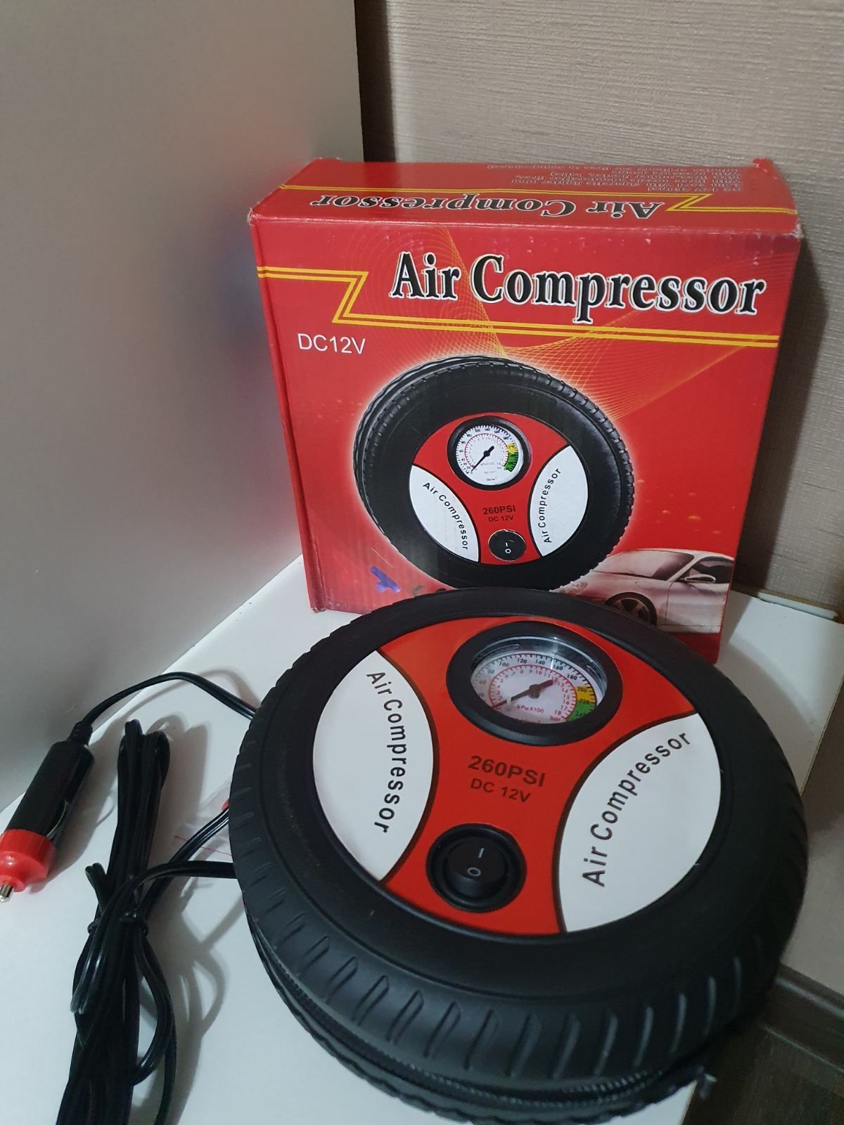 Авто компресор-форма на гума на 12V