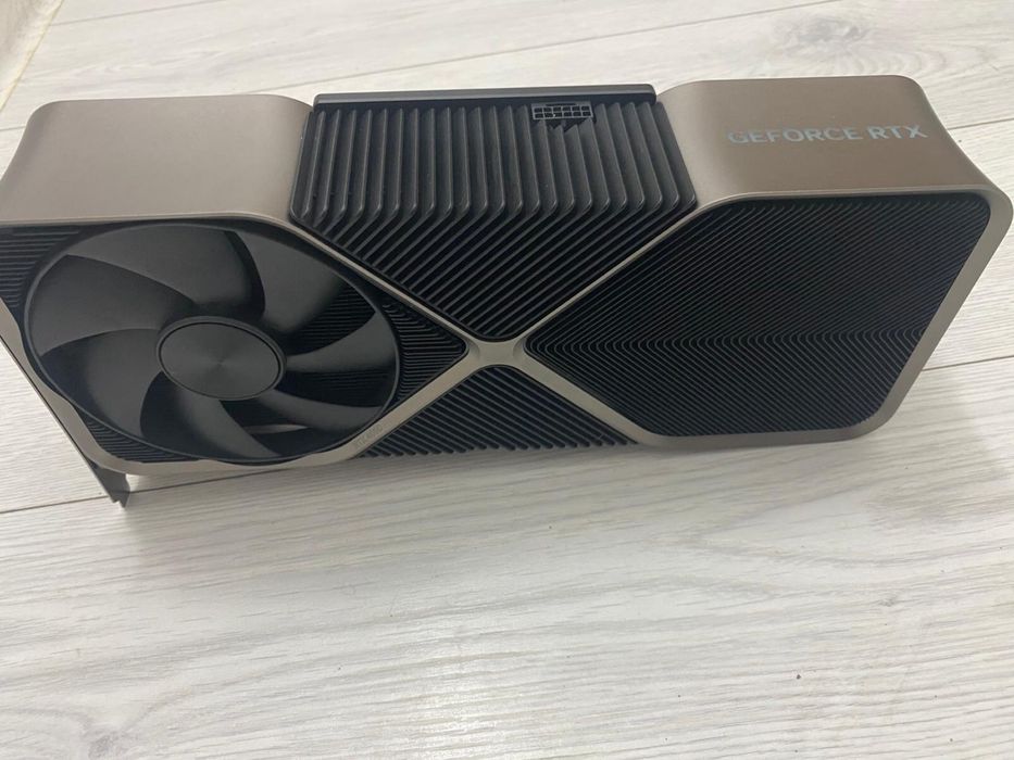 RTX 4080 founder edition