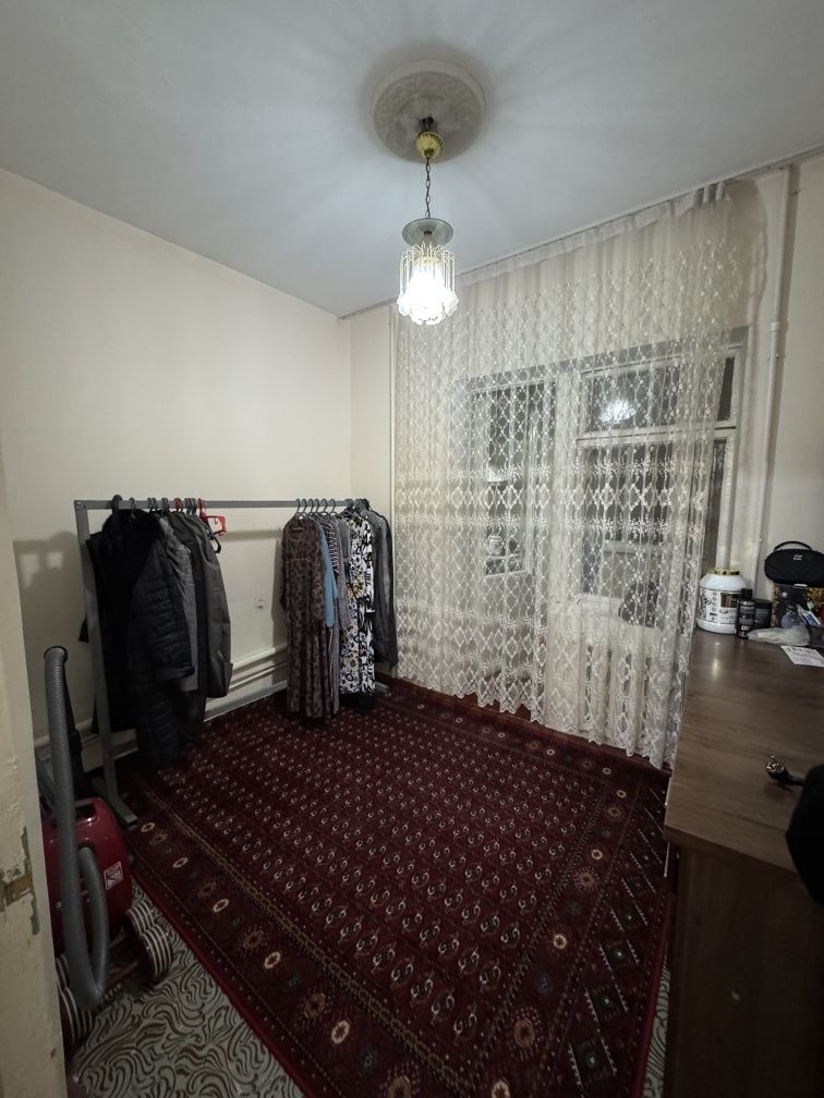 Продаётся 2 комнатная квартира Мирзо улугбекиский район массив Хумаюн
