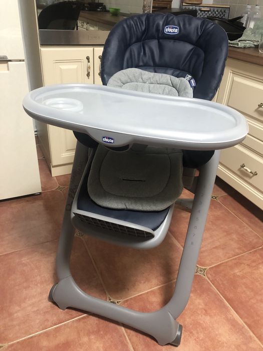 Scaun de masa Chicco Polly