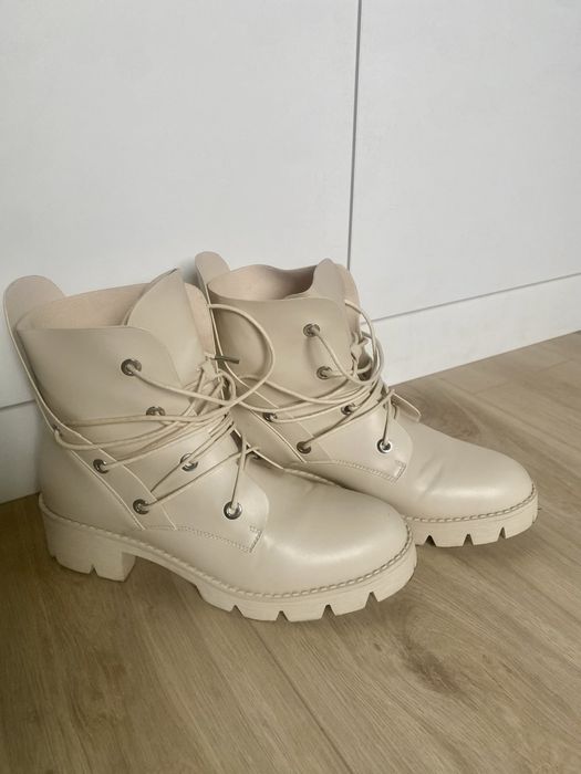 Дамски боти от изкуствена кожа