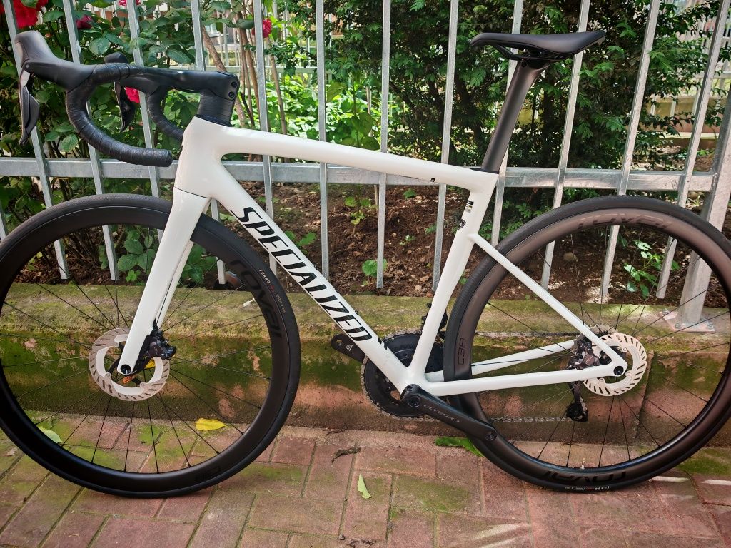 Bicicleta cursiera carbon Specialized Tarmac SL8 Di2 12V Cockpit Roval
