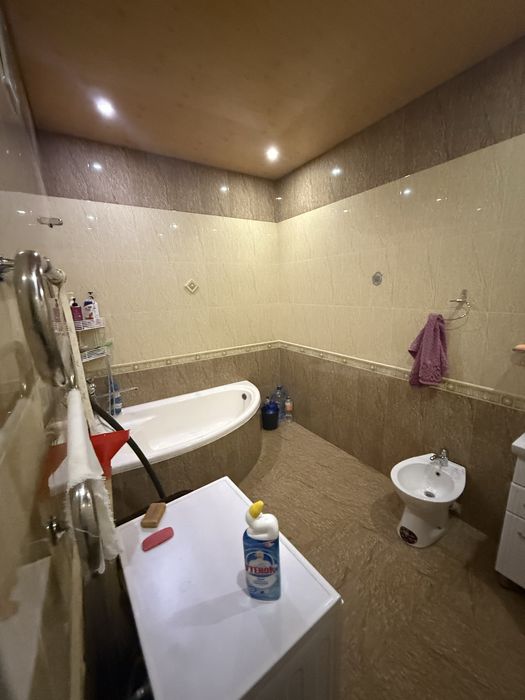 Дом арендага берилади 4- хоналик