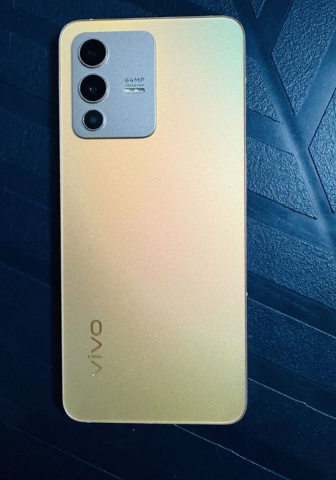 Vivo v23 5G.  Обмен на iPhone