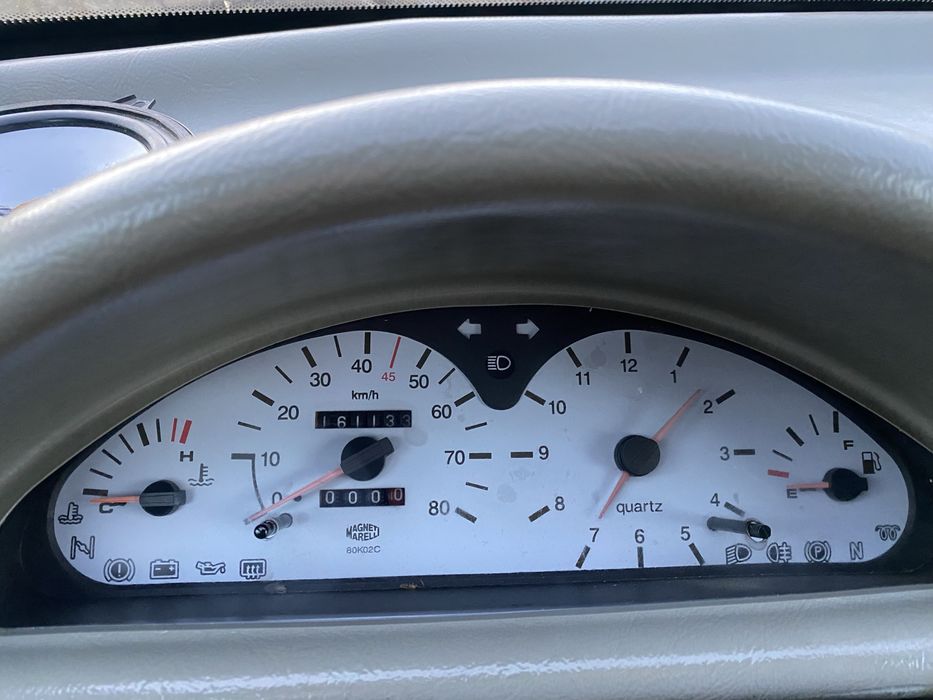 Vand masina de 16 ani