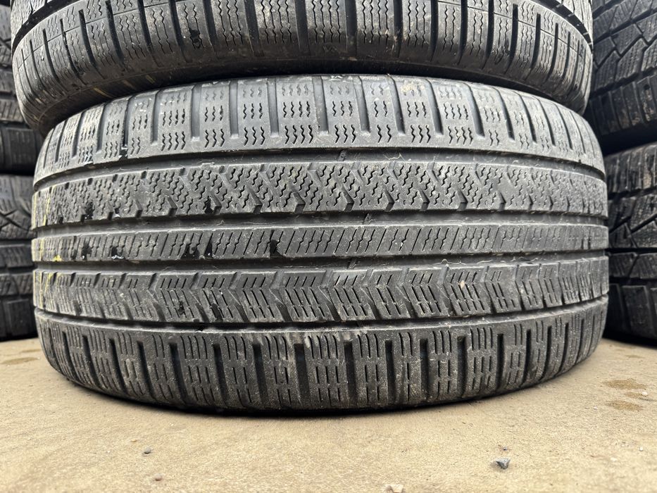 Anvelope 235/40/19 Vredestein