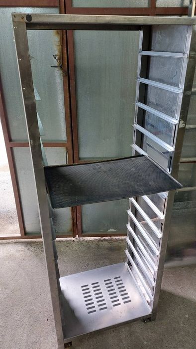 Количка за тави GN 1/1