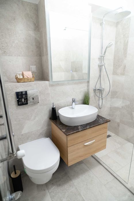 Apartament INTABULAT si LOC PARCARE Royal Town